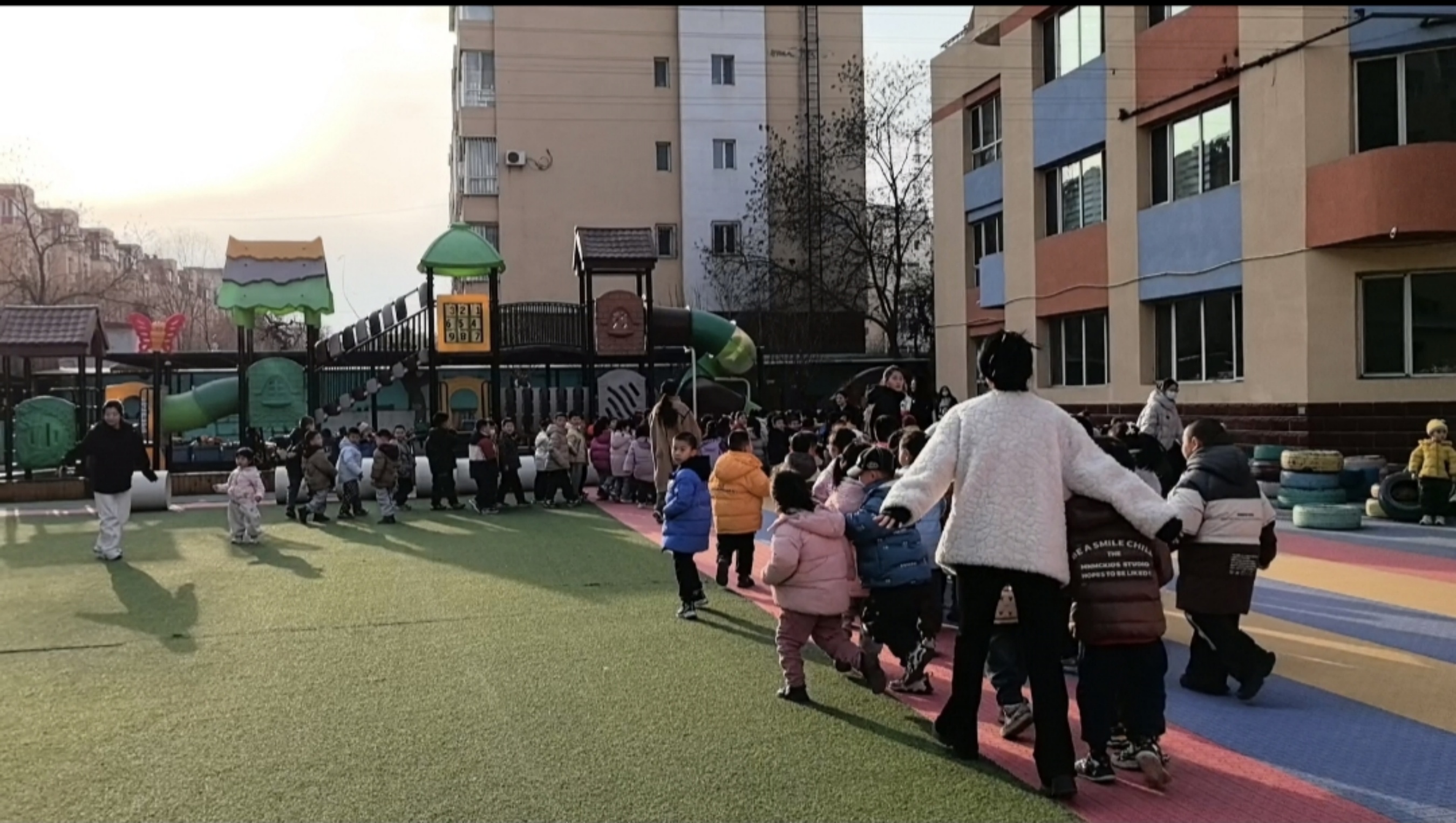 元寶山區第二幼兒園關工委、安監辦防爆恐活動照片3_副本.jpg